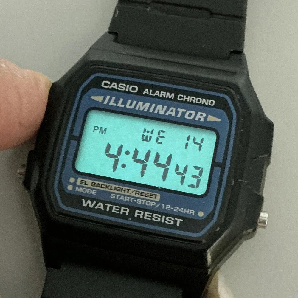 Casio 3298 F-105 Mens Watch 35mm Digital Black Resin Alarm Chrono Illuminator